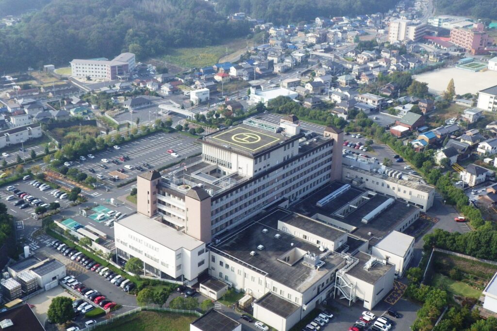 非公共用ヘリポートの例：三重県立総合医療センター　使用目的は救急が基本。